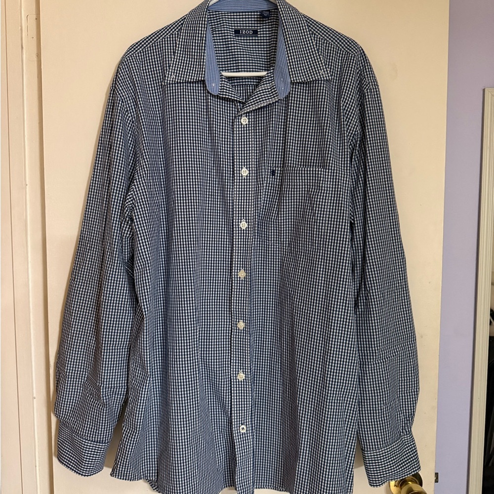 IZOD Blue Checkered Button-up